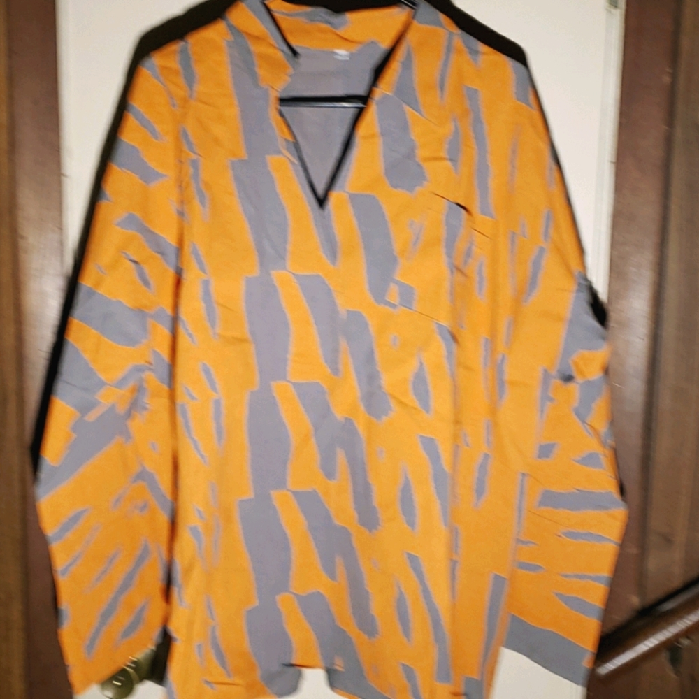 Long sleeve shirt